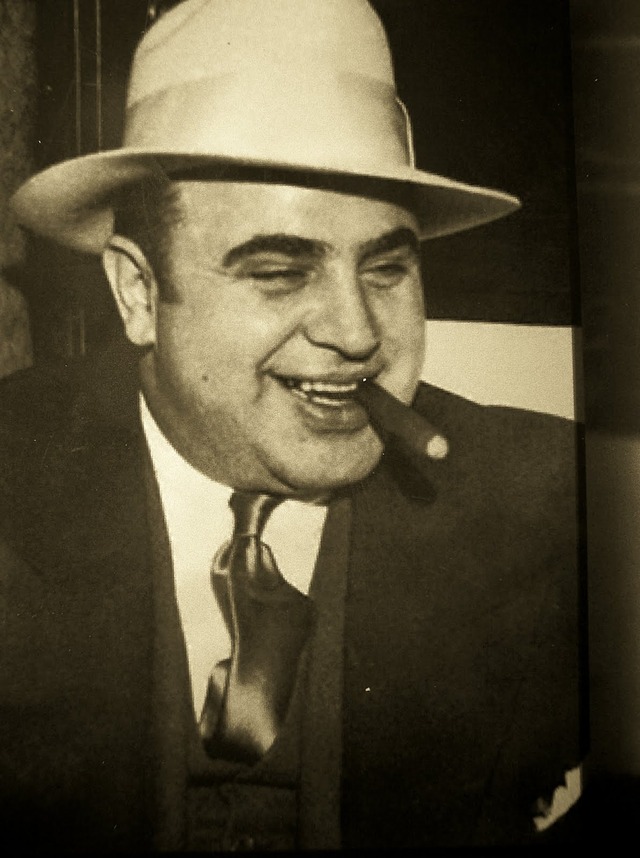 blackmail: tomorrow never ends hentai capone