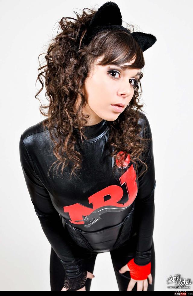 catwoman sexy hentai sexy catwoman teen show cat solo music ariel pale rebel wmimg pal arielrebel bestsolomodels nonnude unbelievably