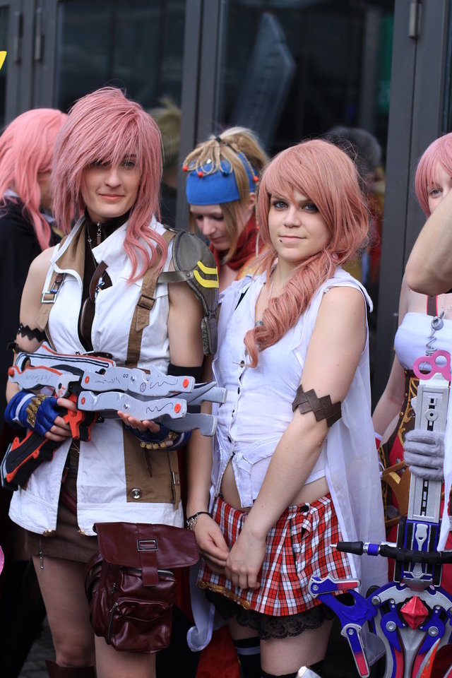 lightning ff13 hentai hentai final pre cosplay fantasy lightning playing xiii farron serah amyagy